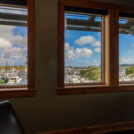 At The Helm Hotel Ilwaco Εξωτερικό φωτογραφία