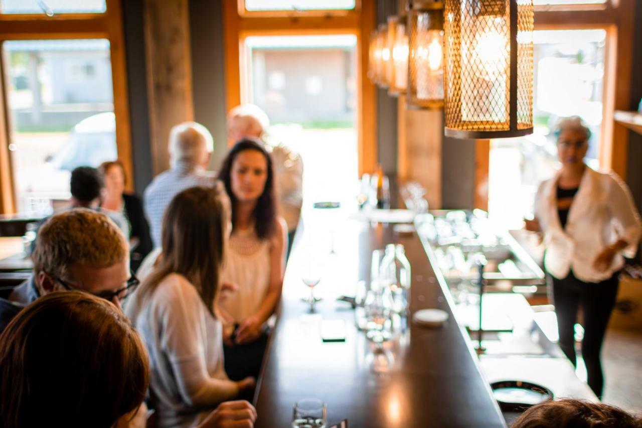 At The Helm Hotel Ilwaco Εξωτερικό φωτογραφία