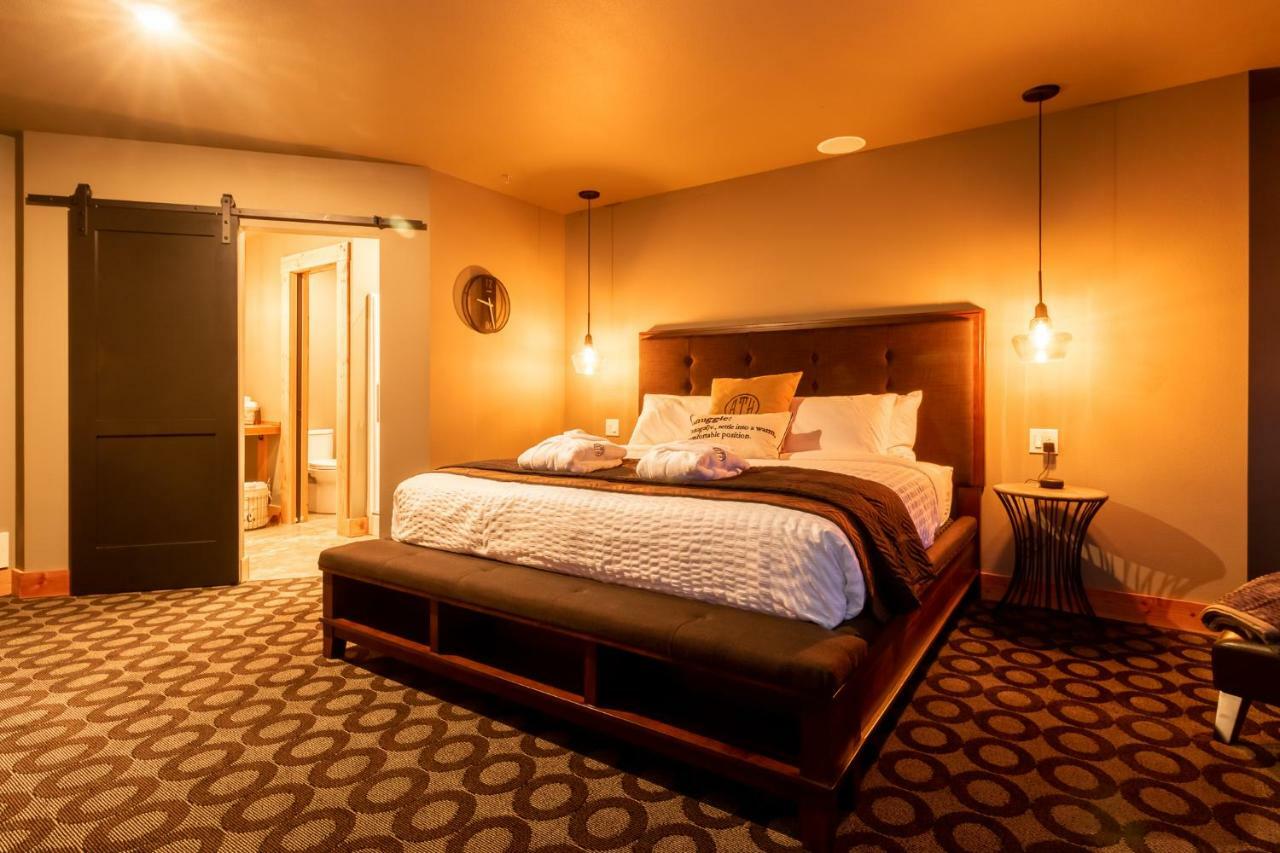 At The Helm Hotel Ilwaco Δωμάτιο φωτογραφία
