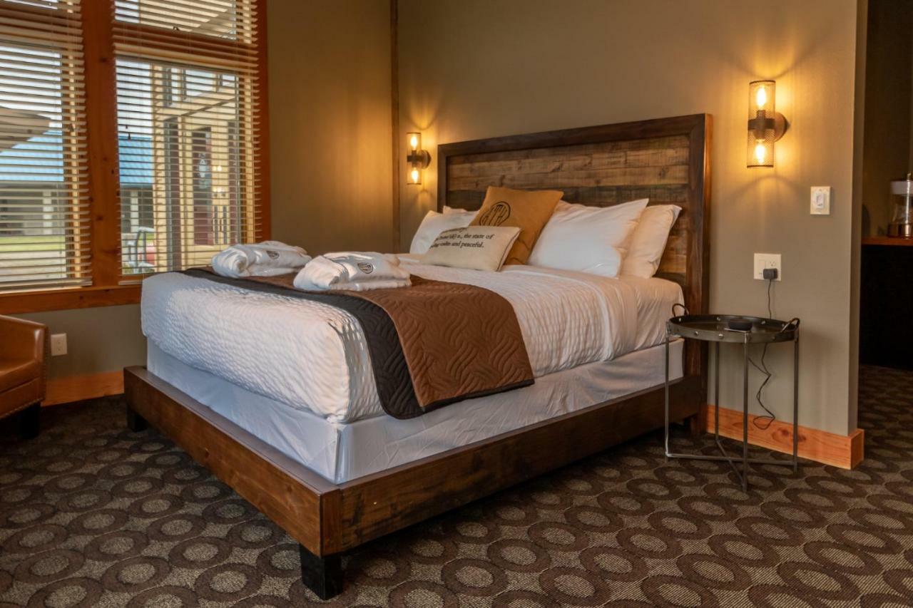 At The Helm Hotel Ilwaco Δωμάτιο φωτογραφία